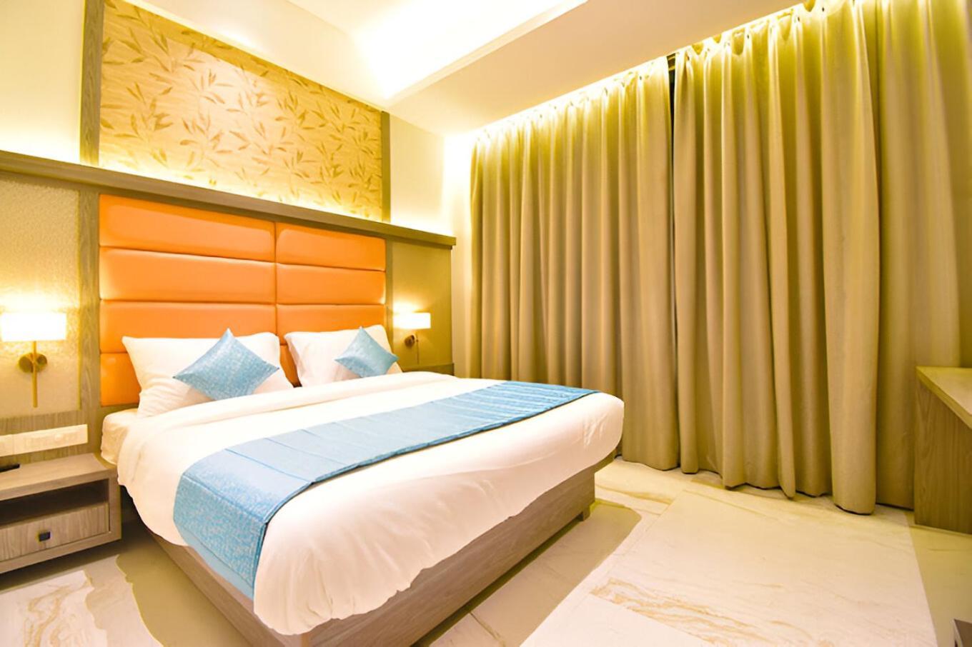 Glitz Hotels La Dahlia - Premium Thane Eksteriør billede